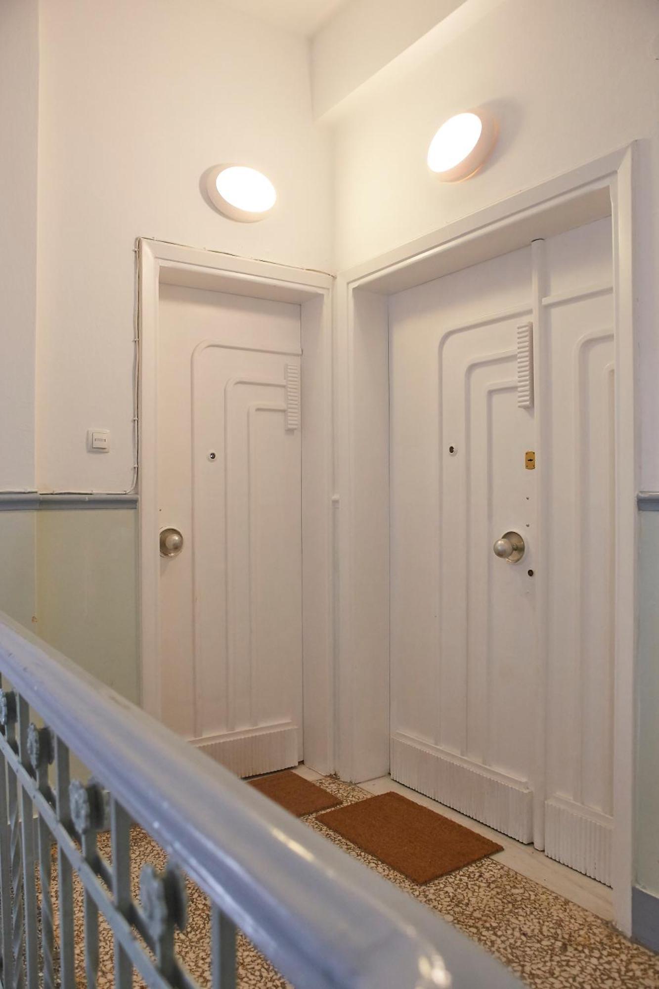 Bright Bright B Central Apartment With Balcony Солун Екстериор снимка