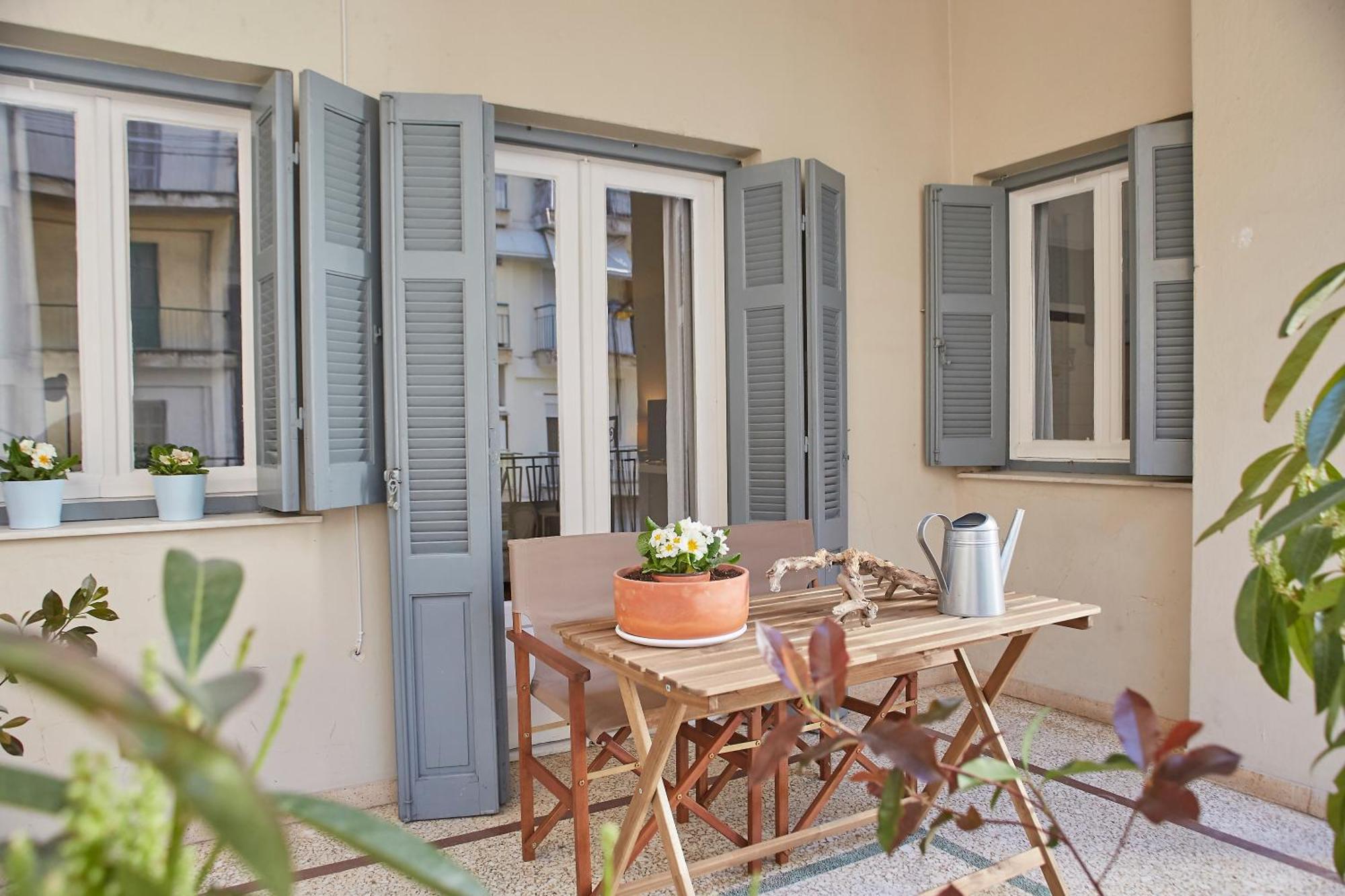 Bright Bright B Central Apartment With Balcony Солун Екстериор снимка